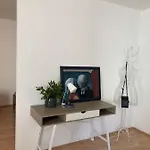 Spacious Nobile Relax In A Historical Old House Apartment