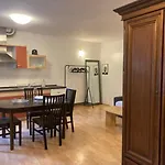 Spacious Nobile Relax In A Historical Old House Apartment *