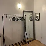 Spacious Nobile Relax In A Historical Old House Koper